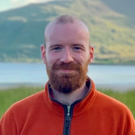 Headshot photo of Dr Andrew Devine