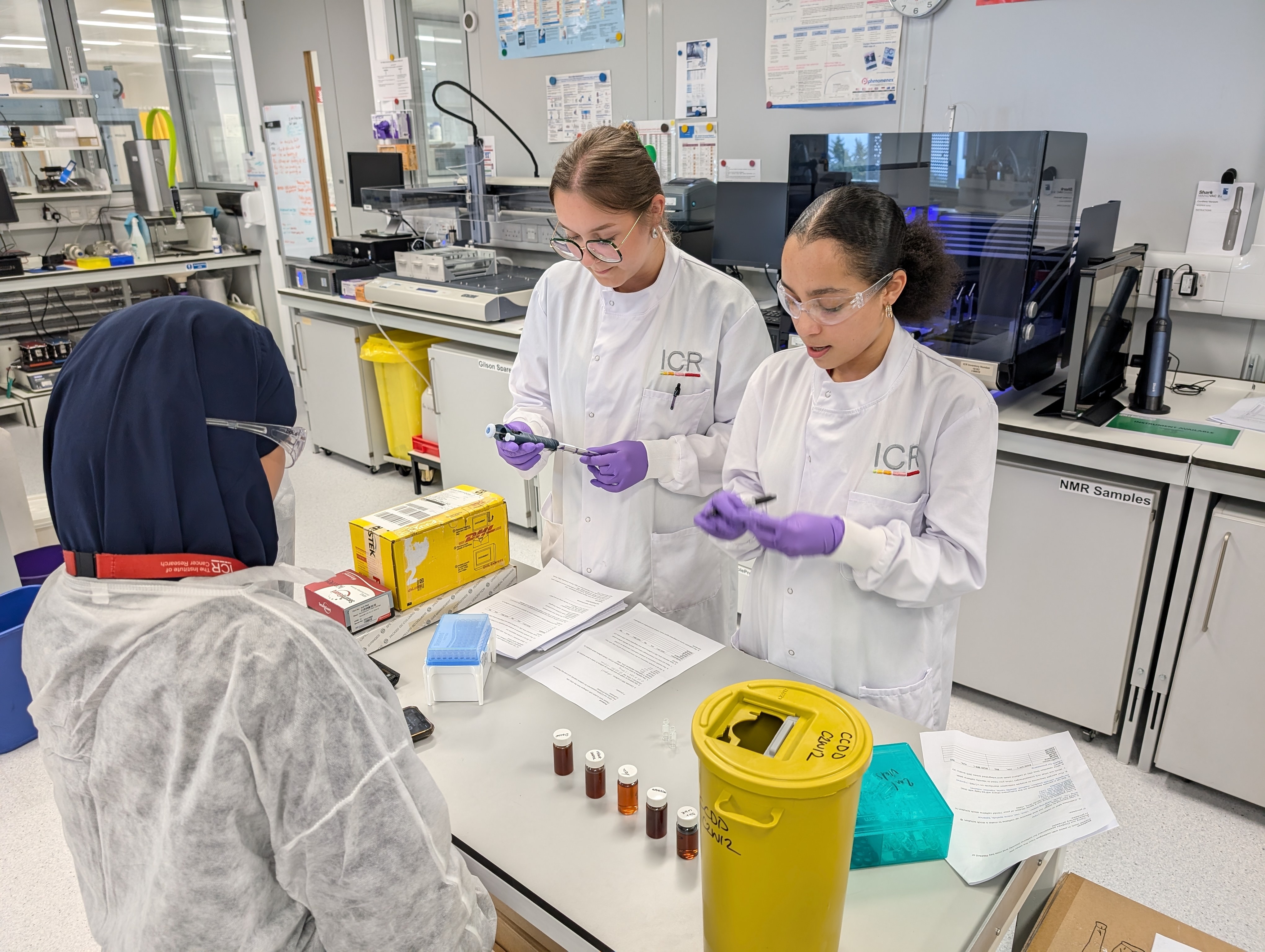 Apprenticeships 1 Two apprenticeship students working in the lab