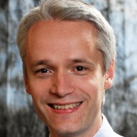 Dr Robin Jones Dr Robin Jones